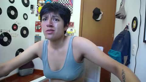 Snapshot of naty_lux19 chatting on January 2025 05:04:01 PM Fernanda online show from January 2025 05:04:01 PM