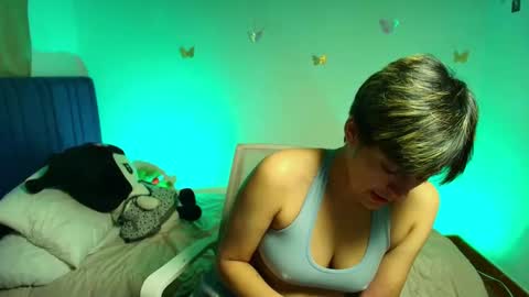 Fernanda online show from February 2026 10:28:02 PM