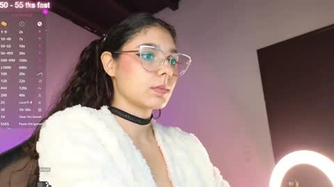 Snapshot of naty_saenz3 chatting on December 2024 12:45:02 PM Naty Saenz online show from December 2024 12:45:02 PM