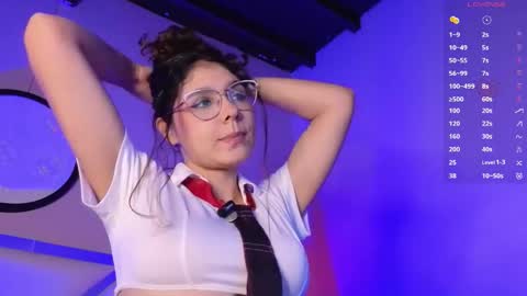 Snapshot of naty_saenz3 chatting on September 2025 10:06:02 AM Naty Saenz online show from September 2025 10:06:02 AM