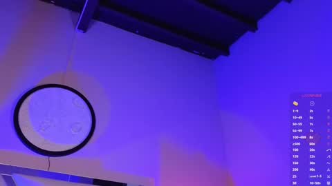 Naty Saenz online show from October 2025 09:53:02 AM