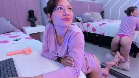 Snapshot of natybliss chatting on March 2026 06:08:01 AM natybliss online show from March 2026 06:08:01 AM