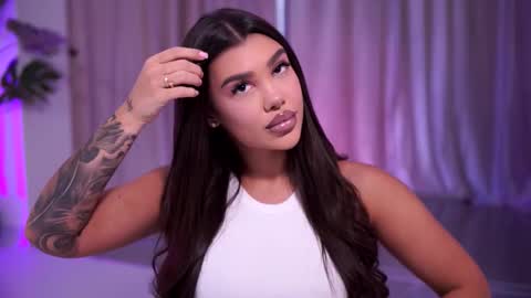 Naty online show from March 2026 08:03:02 PM