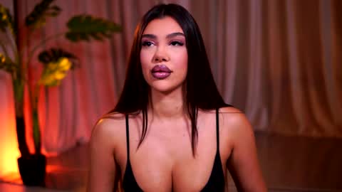 Naty online show from May 2026 07:08:01 PM