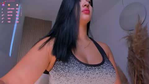 Naty Ferrer online show from September 2025 10:53:02 AM