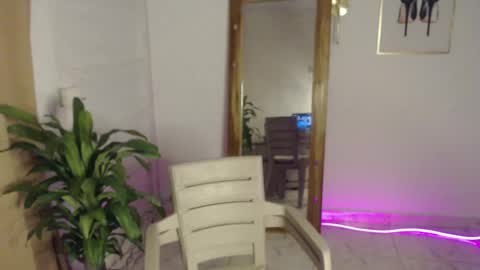 Stella Mcqueen online show from May 2026 09:30:02 PM