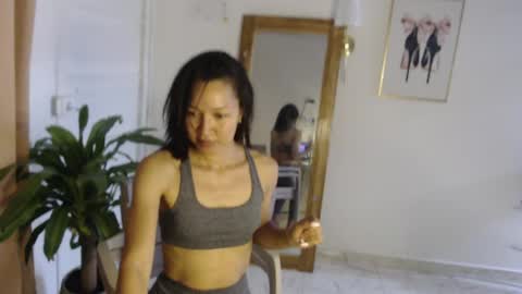 Stella Mcqueen online show from May 2026 03:39:01 PM