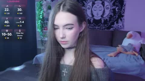 Nikki online show from September 2025 04:38:02 AM