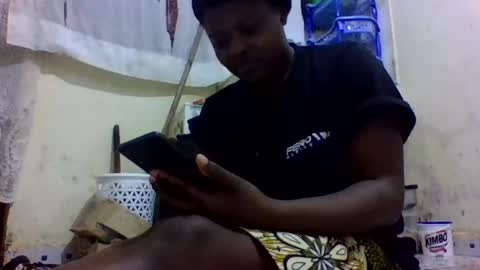 nauhgty011 online show from December 2024 09:13:01 AM