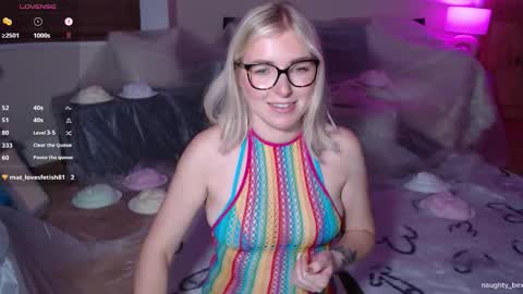 Snapshot of naughty__bex chatting on November 2025 09:36:01 PM Bex currently on maternity leave online show from November 2025 09:36:01 PM