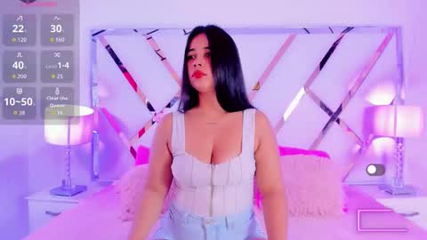 Snapshot of naughty__sara chatting on November 2025 11:43:02 AM SARA online show from November 2025 11:43:02 AM