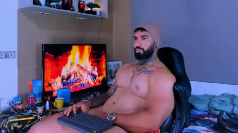 Snapshot of naughty_dominant chatting on December 2024 06:01:02 AM Miller online show from December 2024 06:01:02 AM