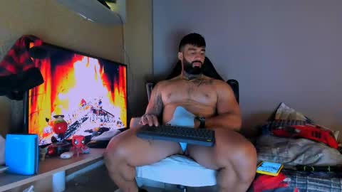Snapshot of naughty_dominant chatting on December 2024 05:18:02 PM Miller online show from December 2024 05:18:02 PM