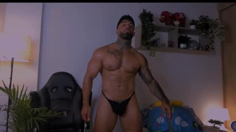 Snapshot of naughty_dominant chatting on March 2025 03:45:01 AM Miller online show from March 2025 03:45:01 AM