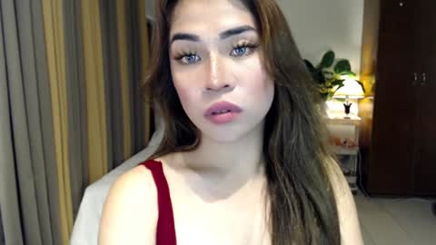Snapshot of naughty_dreamerxxx chatting on January 2025 10:05:02 AM Queen Jess online show from January 2025 10:05:02 AM