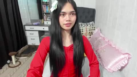 Snapshot of naughty_emmats chatting on January 2025 05:37:02 PM emma online show from January 2025 05:37:02 PM