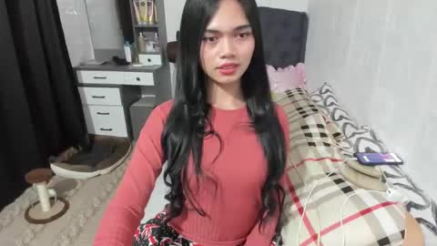 Snapshot of naughty_emmats chatting on January 2025 06:59:02 PM emma online show from January 2025 06:59:02 PM