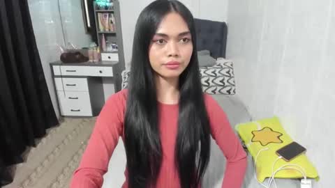 Snapshot of naughty_emmats chatting on February 2025 11:58:02 PM emma online show from February 2025 11:58:02 PM