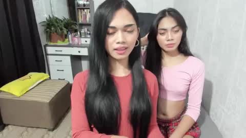 Snapshot of naughty_emmats chatting on February 2025 02:27:02 PM emma online show from February 2025 02:27:02 PM