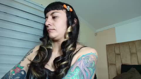 Snapshot of naughty_kittenm chatting on September 2025 10:49:01 AM Kitten online show from September 2025 10:49:01 AM