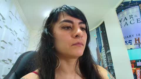 Kitten online show from April 2026 11:33:01 AM