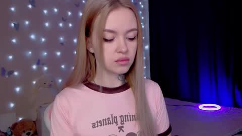 Snapshot of naughty_mablee chatting on March 2026 01:55:02 AM Mable online show from March 2026 01:55:02 AM