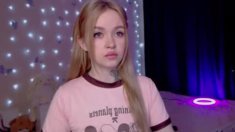 Snapshot of naughty_mablee chatting on March 2026 01:55:01 AM Mable online show from March 2026 01:55:01 AM