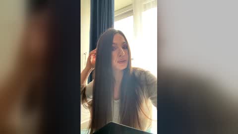 Elena online show from April 2026 08:30:02 AM