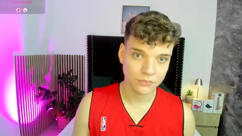 Snapshot of naughty_twink_ chatting on October 2025 11:53:02 AM Noah online show from October 2025 11:53:02 AM