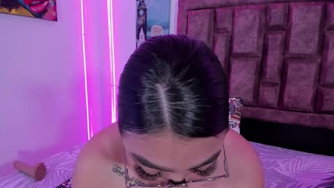 Snapshot of naughtyanamaria chatting on January 2025 01:00:01 AM Ana online show from January 2025 01:00:01 AM