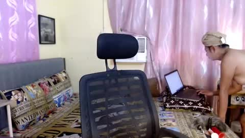 Snapshot of naughtyasiancummer chatting on December 2024 05:26:01 AM fujiko Be online show from December 2024 05:26:01 AM