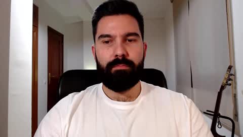 Tom online show from November 2025 11:33:01 AM