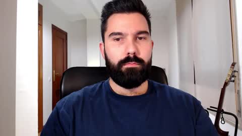 Tom online show from November 2025 10:48:02 AM