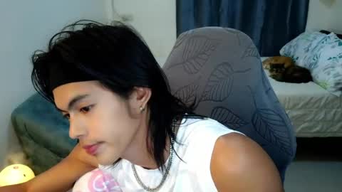 Snapshot of naughtyboylouie chatting on July 2026 02:24:01 PM Loue online show from July 2026 02:24:01 PM