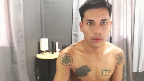 naughtyfuck_boy online show from April 2026 01:53:01 AM