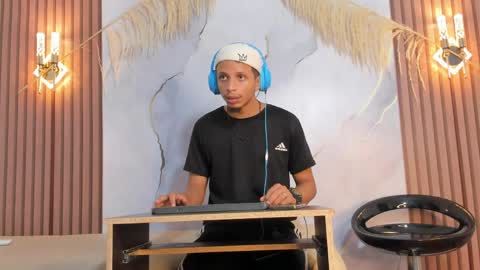 naughtyfusion_os online show from April 2026 01:48:02 PM