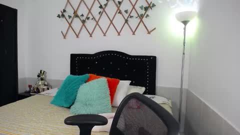 Valeria  online show from January 2026 07:11:01 PM