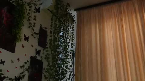 Snapshot of naughtyhomemade17 chatting on February 2025 11:01:02 AM Mya Alexya online show from February 2025 11:01:02 AM