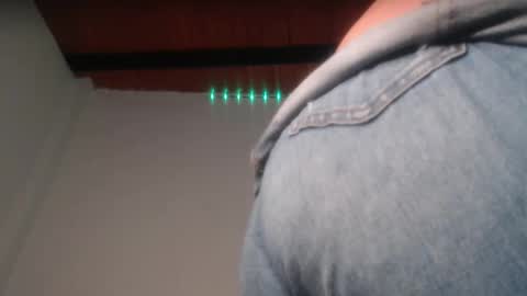 Kimberly online show from October 2025 01:33:02 PM