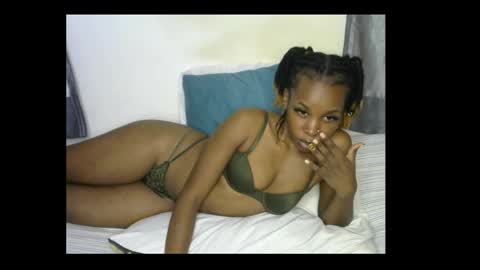 naughtyie online show from October 2025 07:47:01 PM