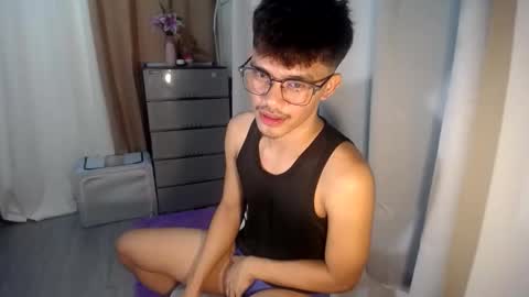 Snapshot of naughtyjosh_ chatting on May 2026 05:56:01 AM Josh online show from May 2026 05:56:01 AM