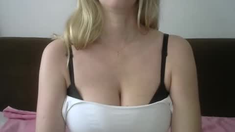 Snapshot of naughtykitten94 chatting on March 2025 02:01:02 PM Chris online show from March 2025 02:01:02 PM
