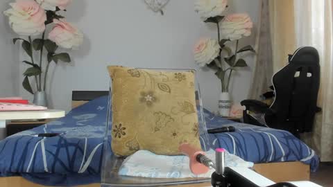 Cassie -  online show from January 2025 10:00:02 AM