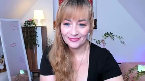 Milana - on air every day except Wednesday from 9 pm to 4 am European time online show from October 2025 07:33:01 PM