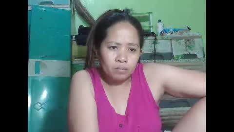 naughtymom26 online show from April 2026 10:40:02 PM