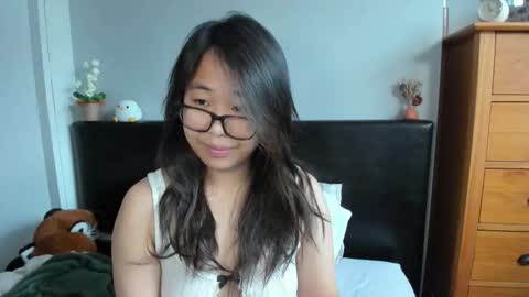 Snapshot of naughtynerdygirl chatting on February 2026 11:20:01 AM Gigi Chu online show from February 2026 11:20:01 AM