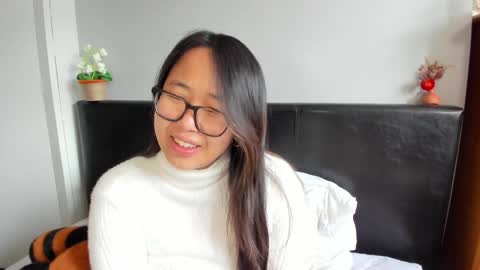 Snapshot of naughtynerdygirl chatting on March 2026 08:09:02 AM Gigi Chu online show from March 2026 08:09:02 AM