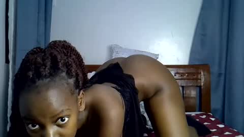 Snapshot of naughtynspice_ chatting on August 2026 07:27:01 PM Nicky online show from August 2026 07:27:01 PM