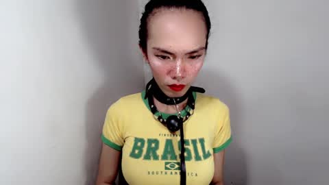 Snapshot of naughtypetiteangel chatting on November 2025 08:58:02 AM naughtypetiteangel online show from November 2025 08:58:02 AM