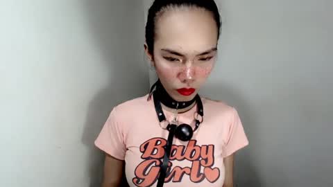 Snapshot of naughtypetiteangel chatting on November 2025 10:09:02 PM naughtypetiteangel online show from November 2025 10:09:02 PM